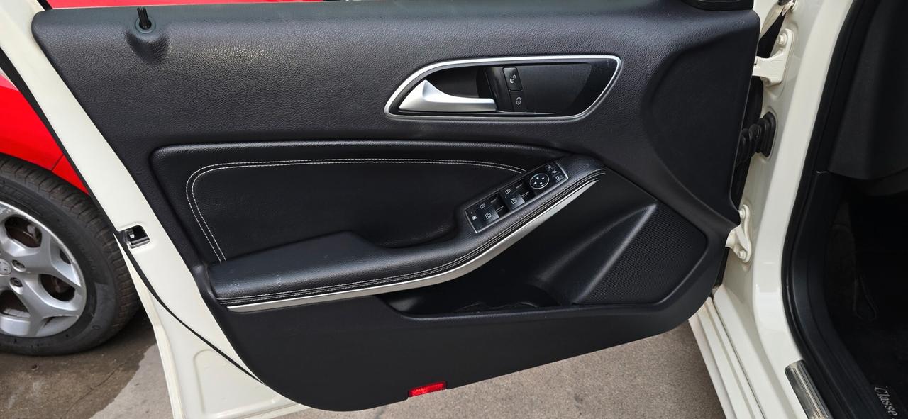 Mercedes-benz A 180 d Automatic Premium