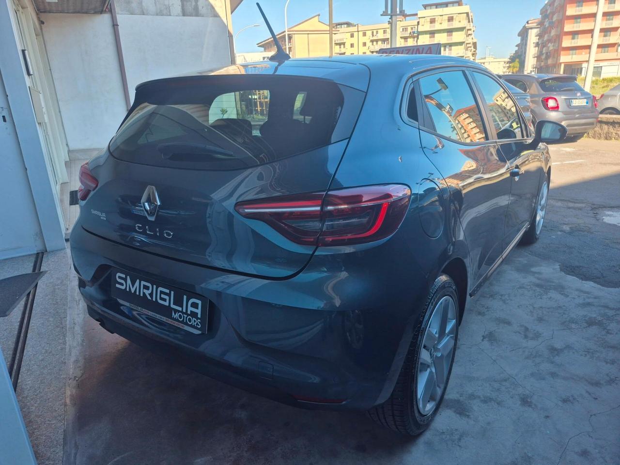 Renault Clio TCe 90 CV 5 porte IVA ESPOSTA