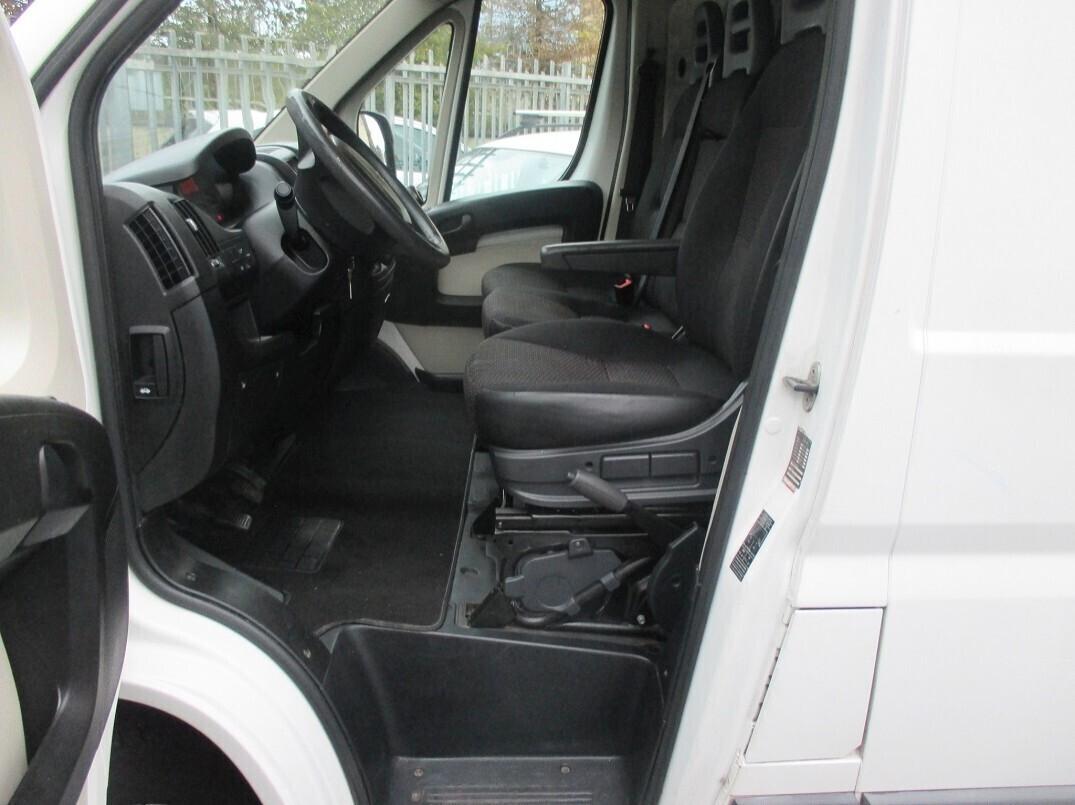 Peugeot Boxer 2.2 HDI 130 CV 3 Posti