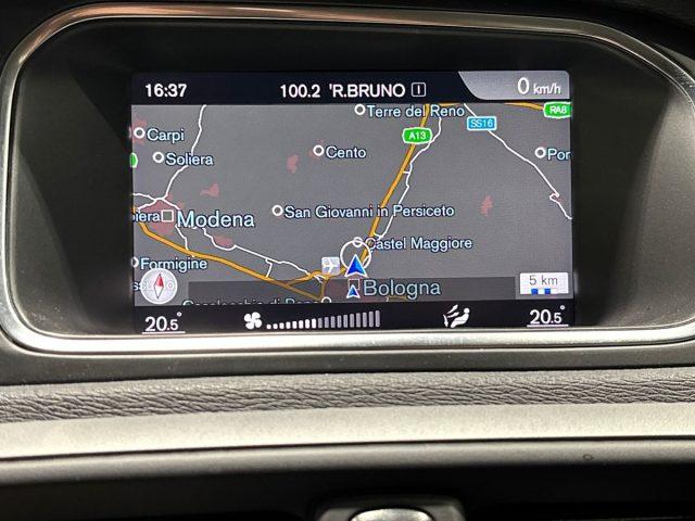 VOLVO V40 Cross Country D2 Business Plus