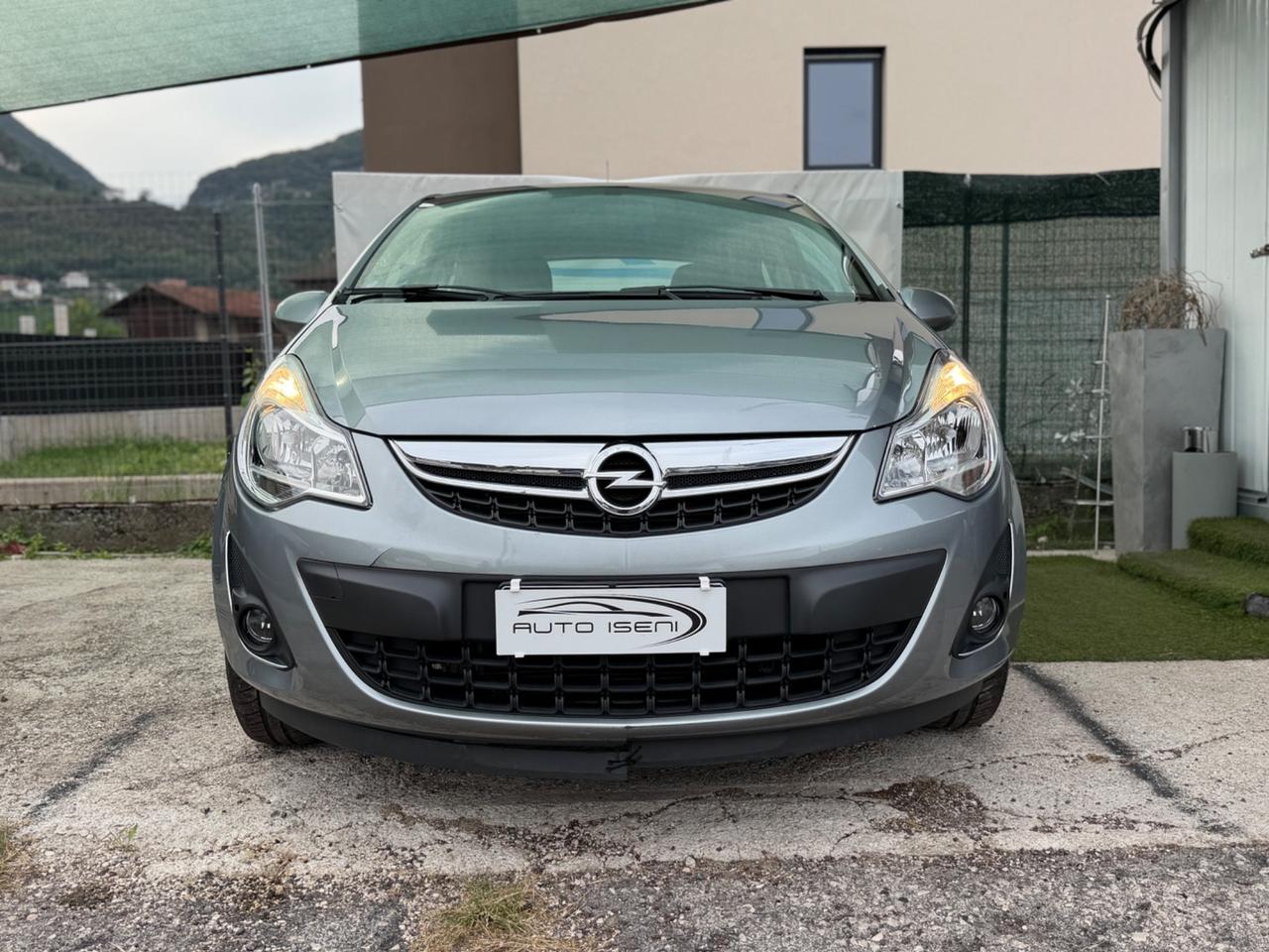 Opel Corsa 1.2 5 porte Sport SOLO 94.000 KM NEOPATENTATI OK
