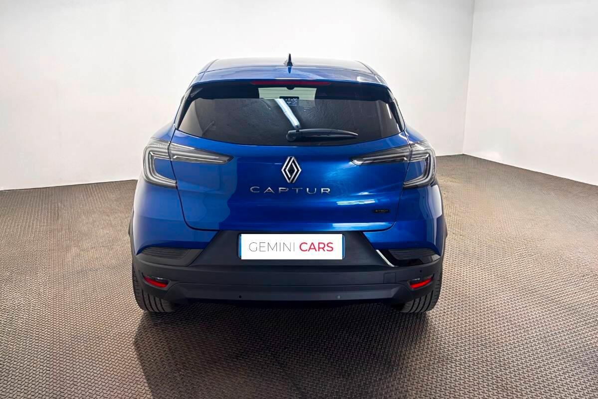 Renault Captur 1.8 full hybrid E-Tech Techno 160cv auto