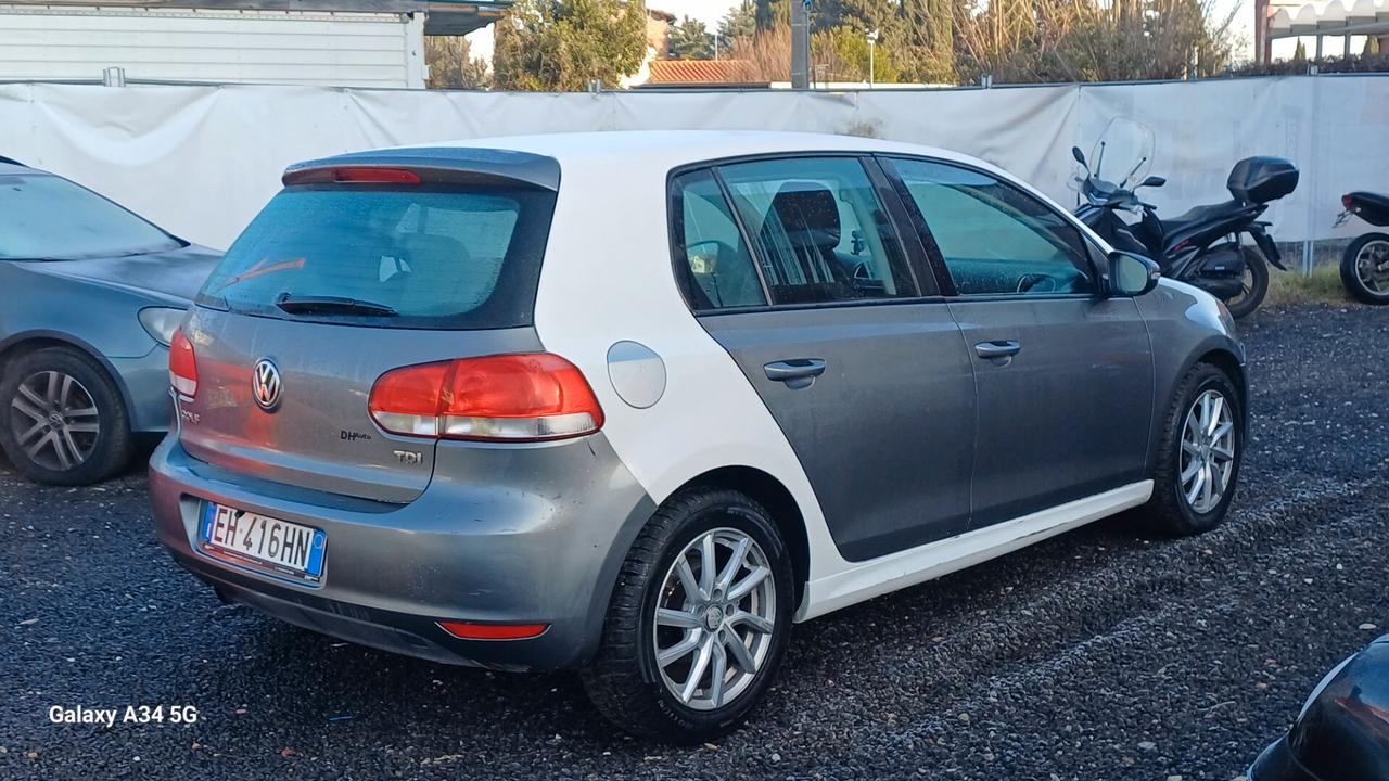 Volkswagen Golf 1.6 TDI DPF 5p. Highline