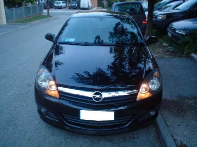 Opel Astra GTC 1.9 16V CDTI 150CV Cosmo