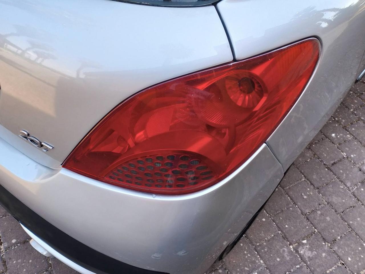 Peugeot 207 1.6 HDi 90CV 5p. XS