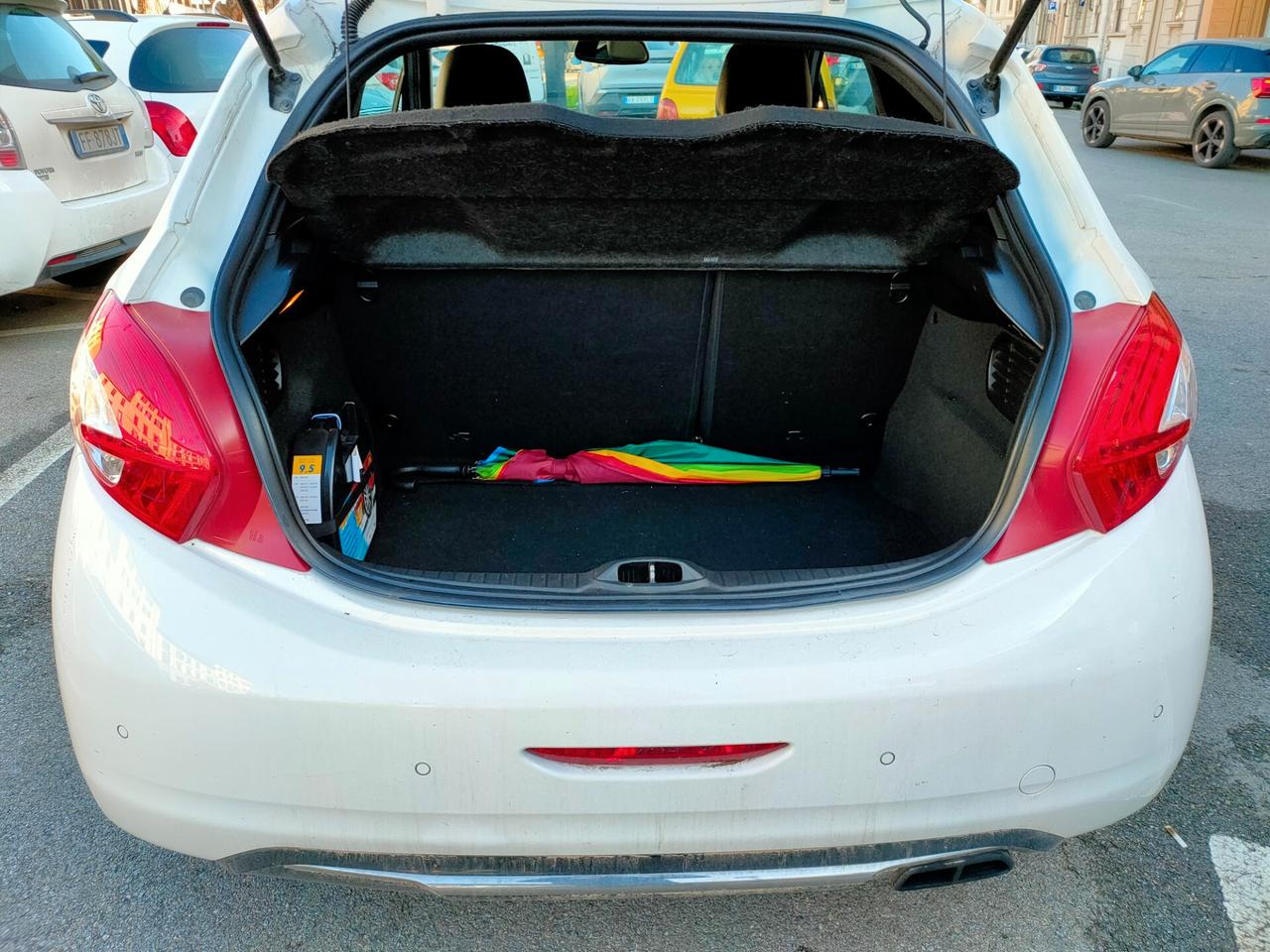 Peugeot 208 1.6 THP 200 CV 3 porte GTi