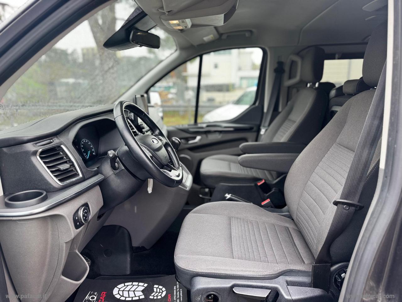 Tou.Cust. 320 2.0 EcoB 130 MHEV PC Tit.