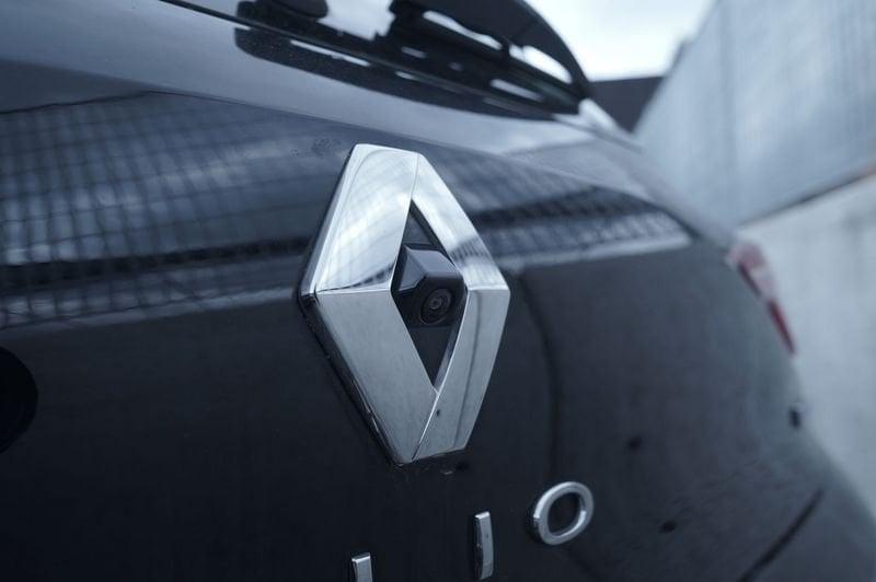 Renault Clio 1.6 E-Tech hybrid Intens 140cv auto my21