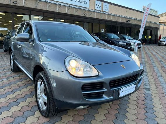 Porsche Cayenne Cayenne 3.2 V6 cat