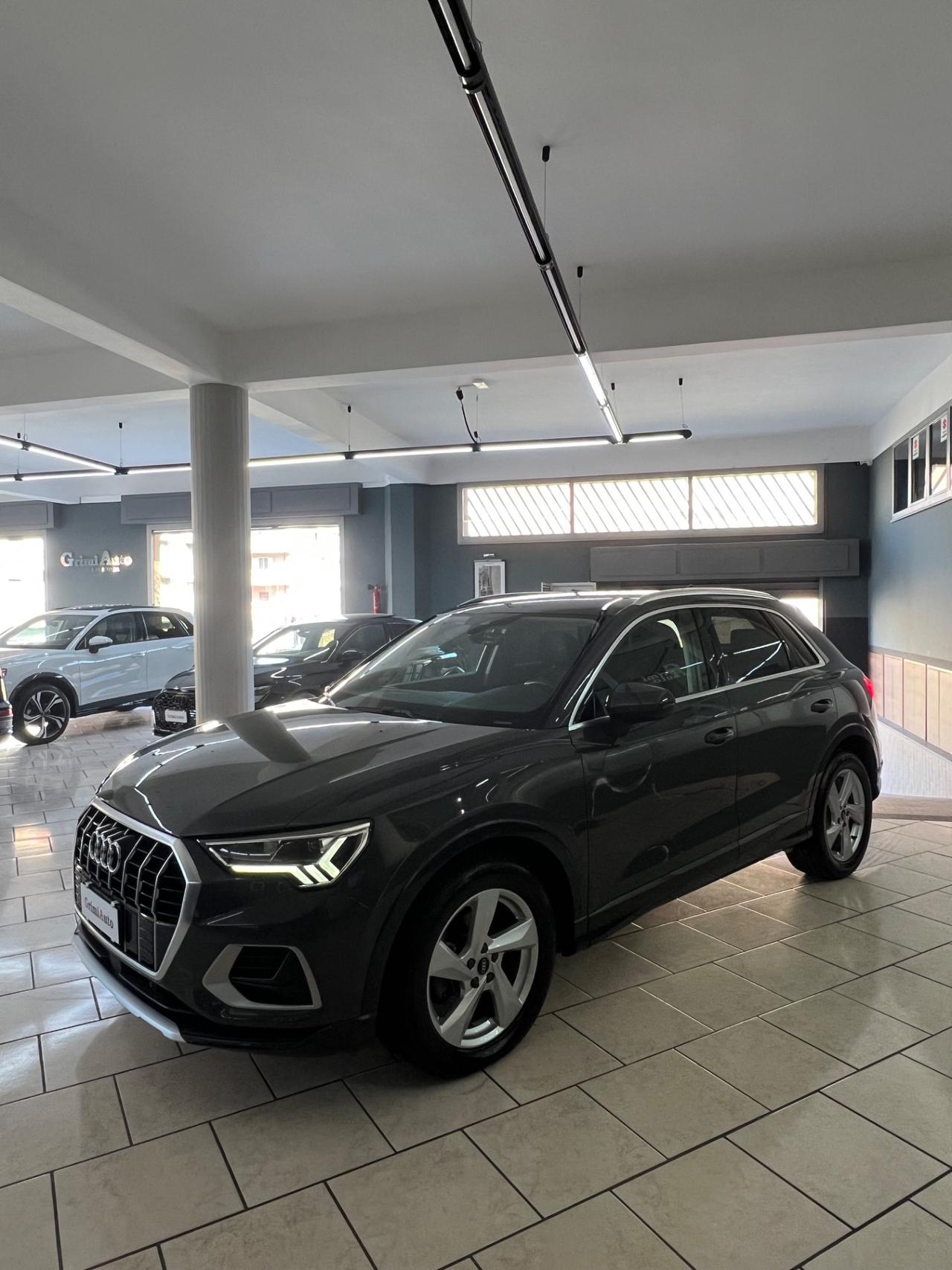 Audi Q3 35 TDI S tronic Business Advanced