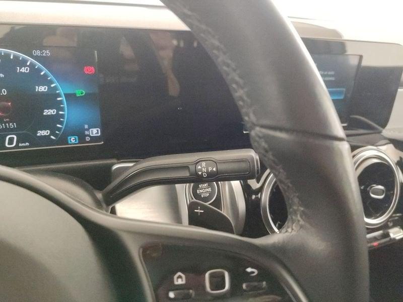 Mercedes-Benz Classe GLB GLB 200 d Sport 4matic auto