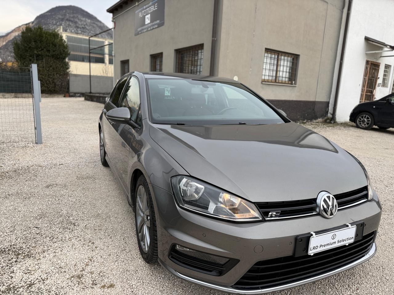 Volkswagen Golf 7 1.6 Tdi Dsg 110cv R-line Edition Uniporp E6