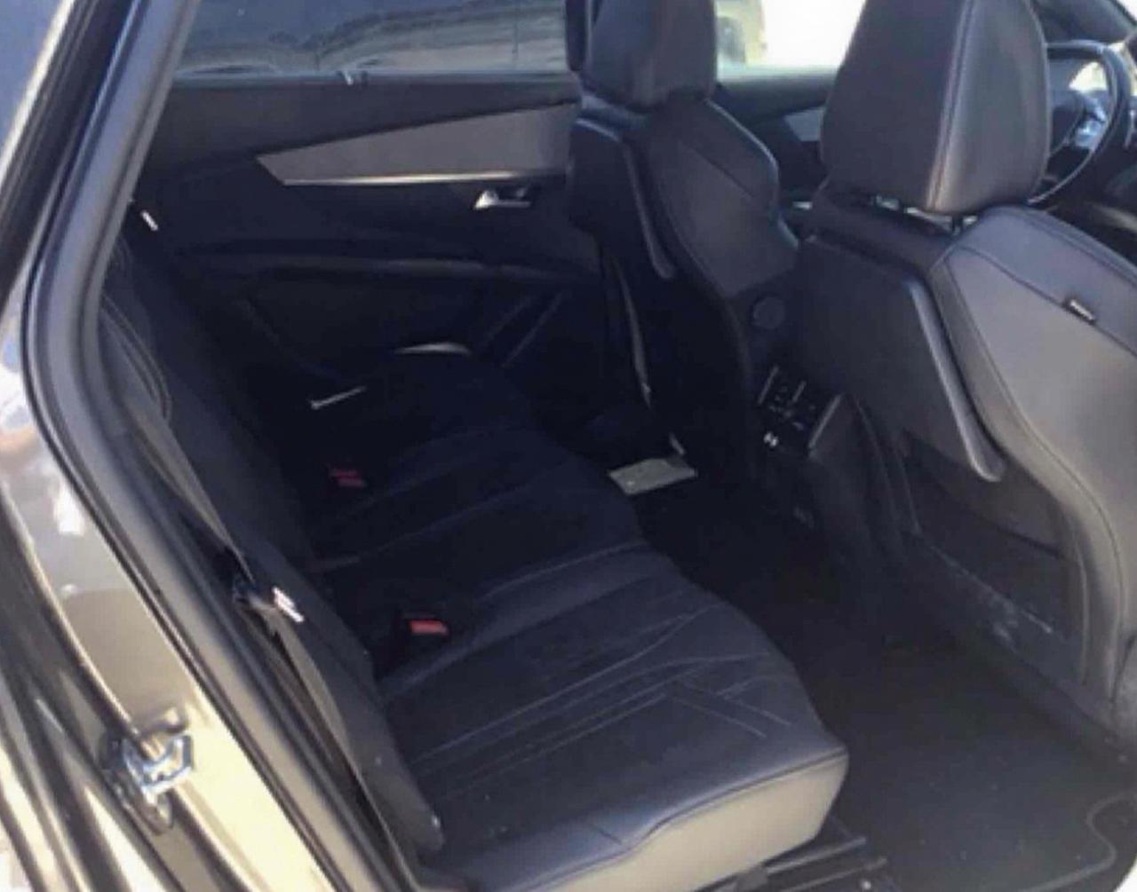 Peugeot 5008 BlueHDi 130 S&S EAT8 Active Business