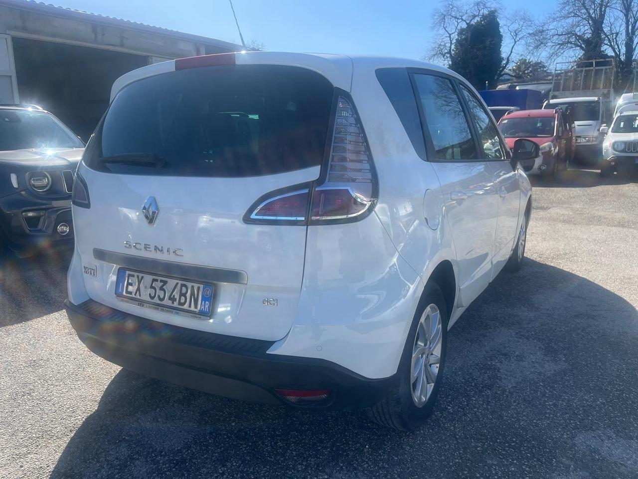 Renault scenic-c-mode-1.5 dci-full-2014
