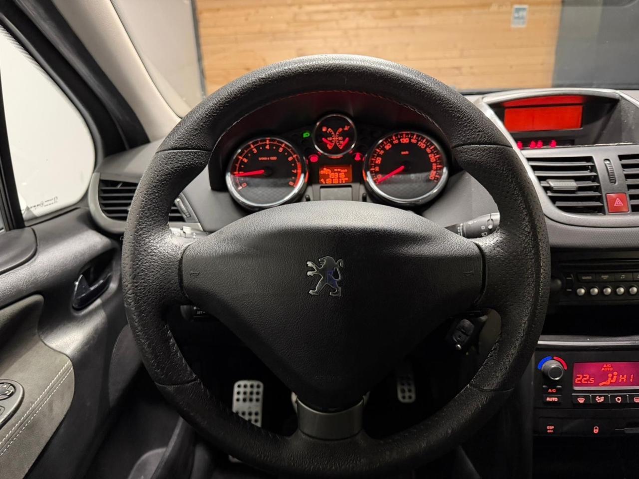 Peugeot 207 1.6 THP 174 3p. Gti