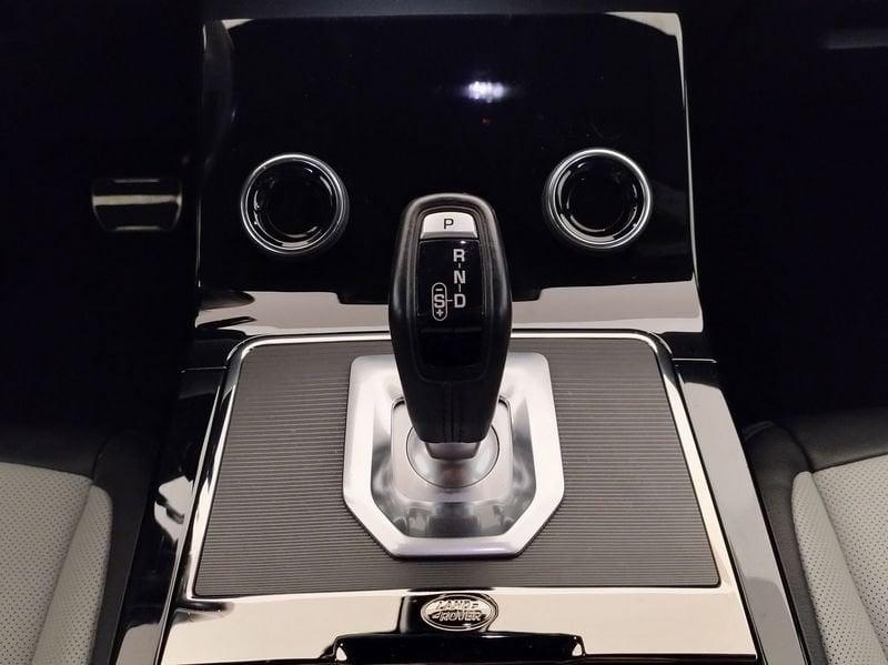 Land Rover RR Evoque Range Rover Evoque II 2019 Die Range Rover Evoque 2.0d i4 mhev R-Dynamic HSE awd