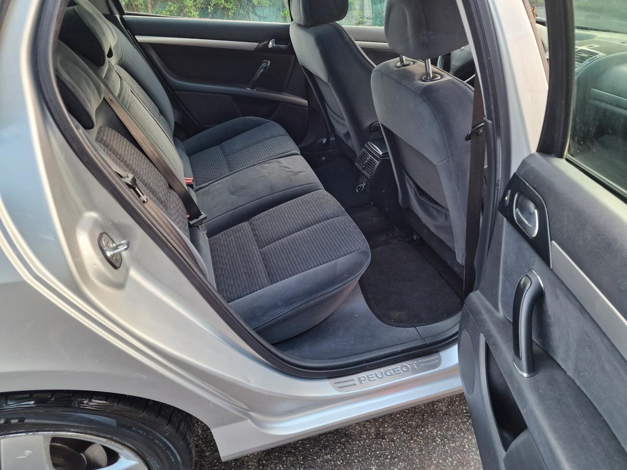 Peugeot 407 2.0 HDi Premium
