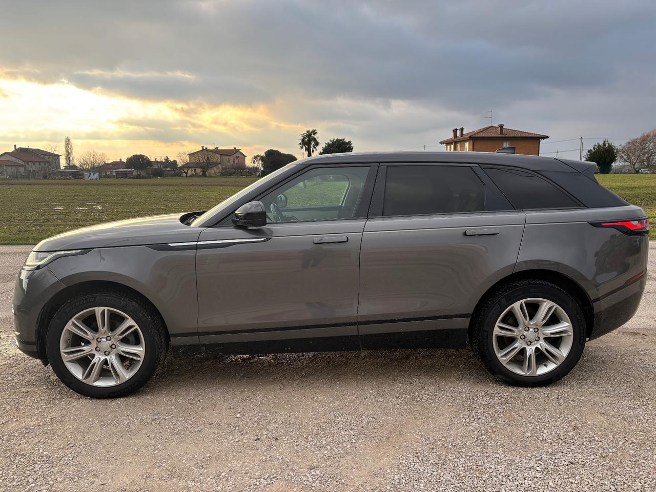 Land Rover Range Velar 2.0D I4 240 CV HSE