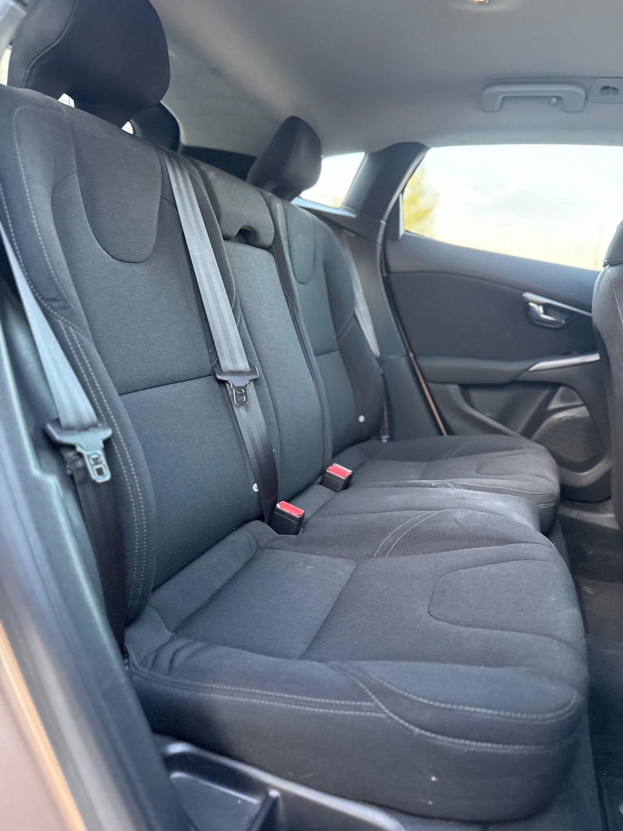 Volvo V40 Cross Country D2 1.6 Summum