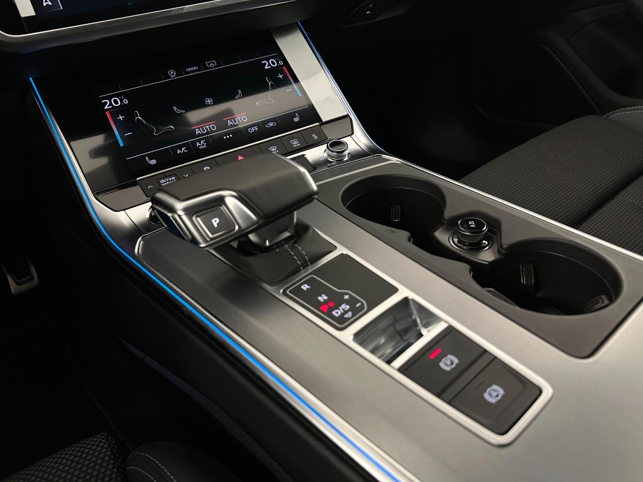 Audi A6 Avant 40 2.0 TDI quattro ultra S tronic line edition