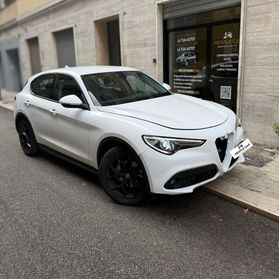 Alfa Romeo Stelvio 2.2 Turbodiesel 180 CV AT8 RWD Executive