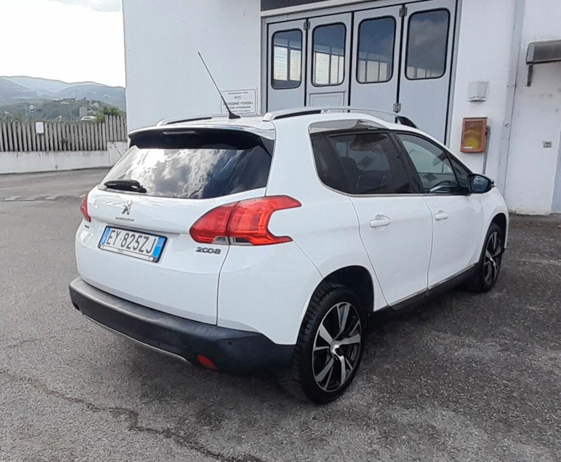 Peugeot 2008 BlueHDi 120 S&S Féline