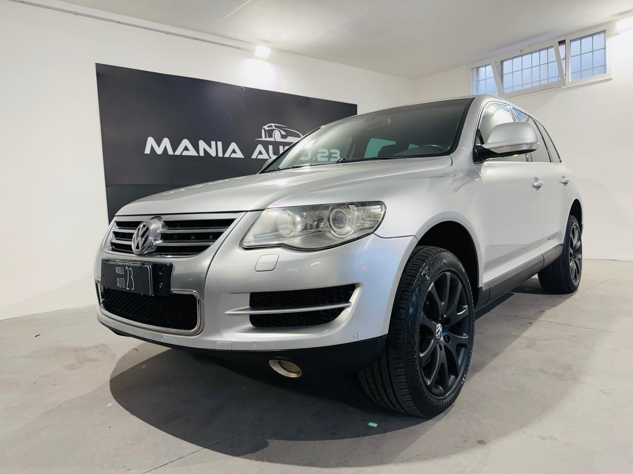 Volkswagen Touareg 3.0/240CV V6 TDI DPF tip. Executive