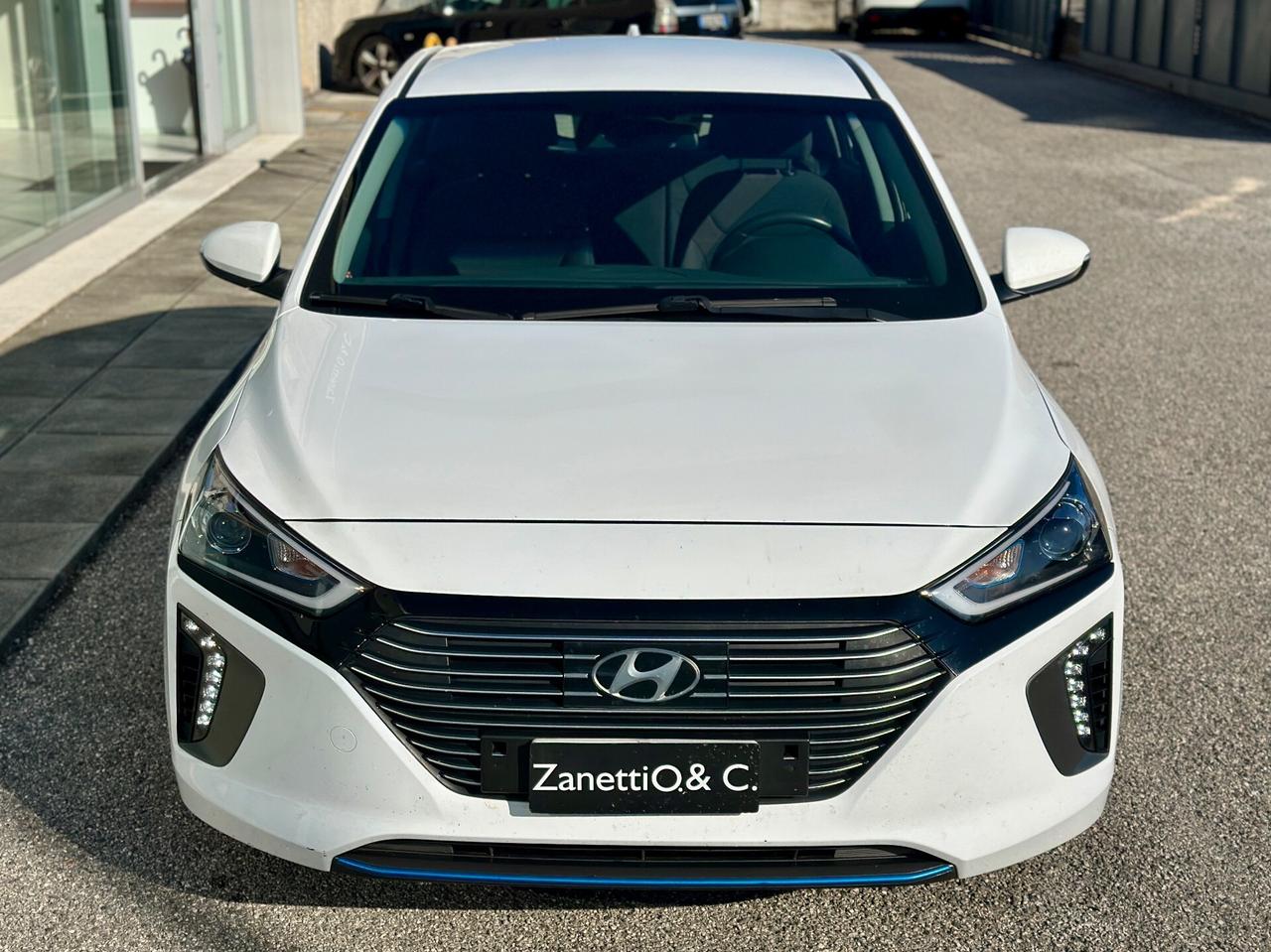 Hyundai Ioniq 1.6 Hybrid DCT Style