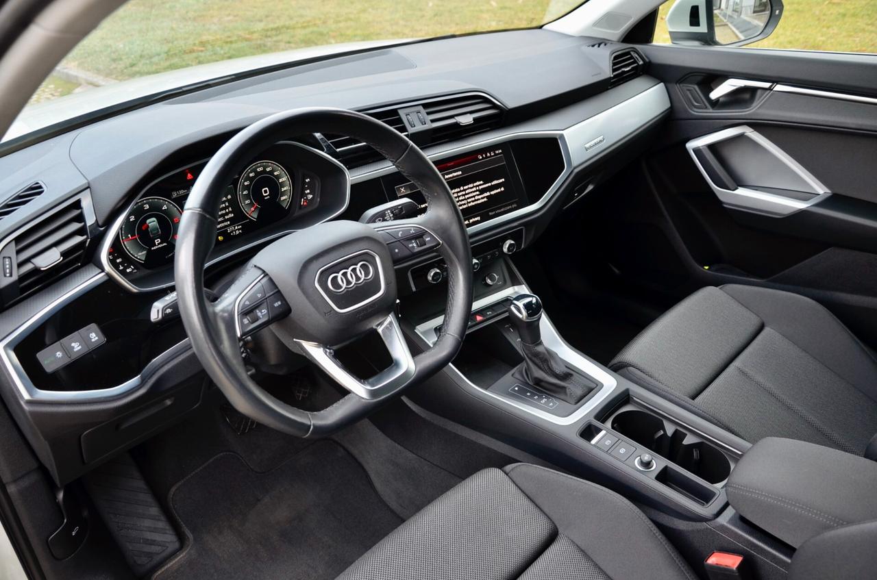 AUDI Q3 SPB 2.0 TDI S-LINE EDITION QUATTRO 150cv S-TRONIC, UNICOPROPRIETARIO, GARANZIA AUDI 1/2028, SERVICE AUDI, UFF ITALIANA, ARGENTO RUGIADA, EURO 6D, FARI FULL LED, 19", PERMUTE