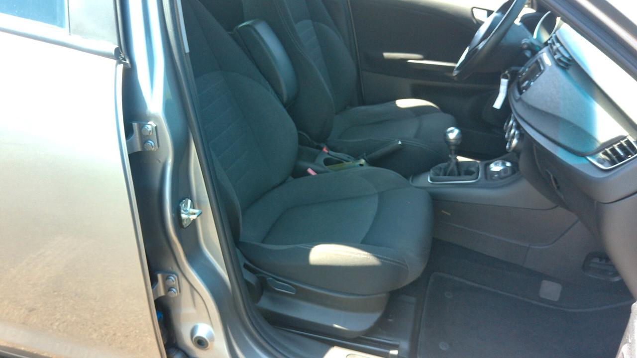 Alfa Romeo Giulietta 1.6 JTDm-2 120 CV Business