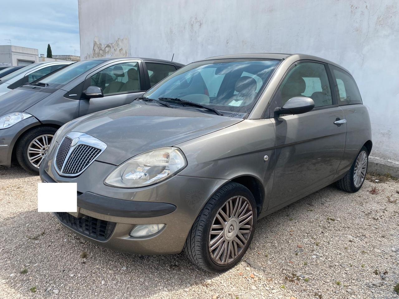 Lancia Ypsilon 1.3 Multijet 16V Argento