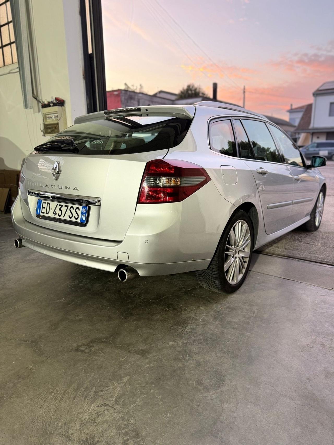 Renault Laguna 2.0 dCi 150CV 4Control