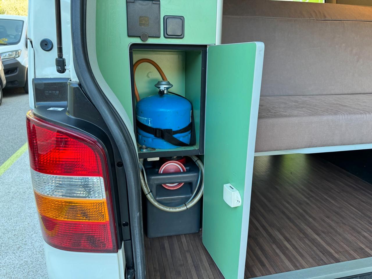 Volkswagen T5 Transporter 1.9TDI CAMPER GARANZIA24