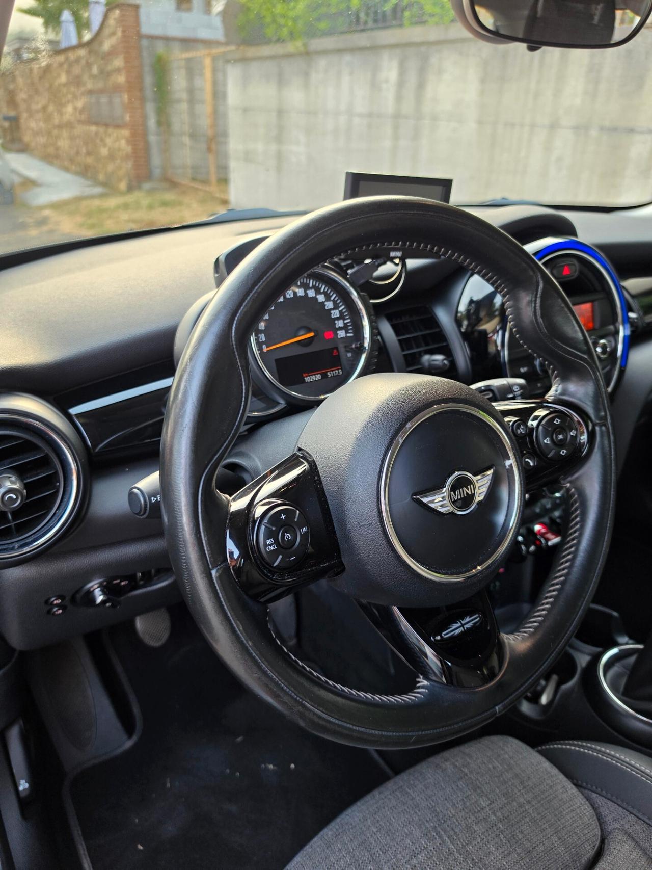 Mini 1.2 One