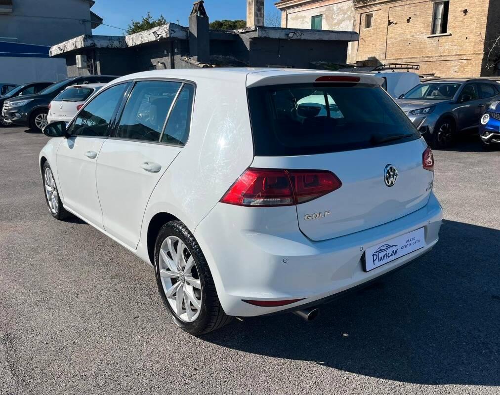 Volkswagen Golf 1.6 tdi Highline 5p