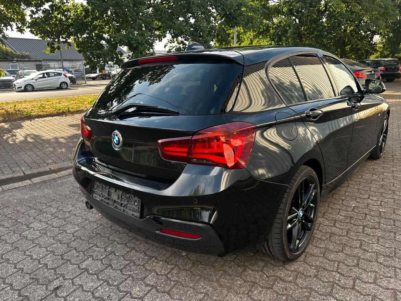 Bmw 118 118i 5p. Msport