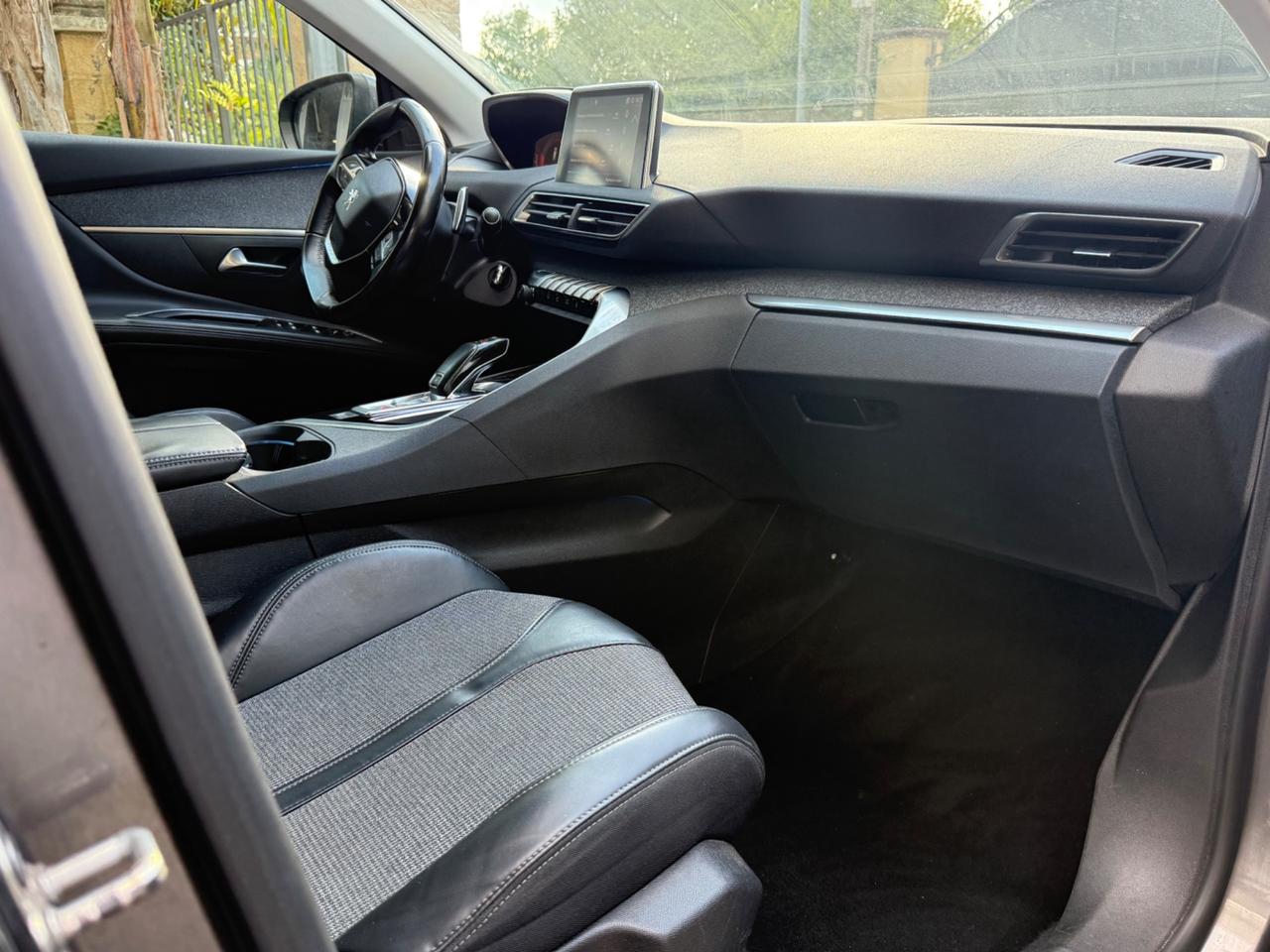 Peugeot 5008 BlueHDi 120 S&S EAT6 Allure