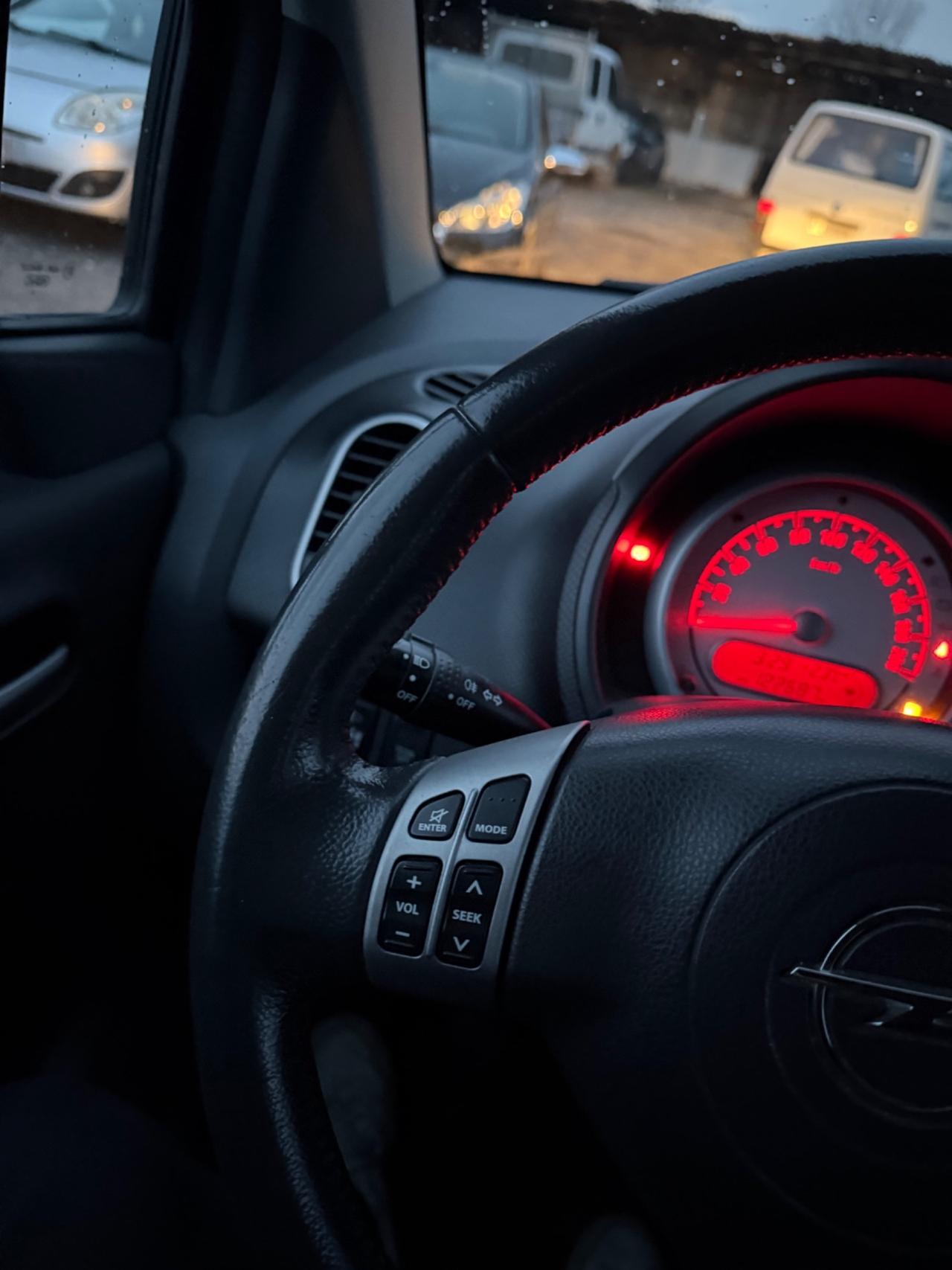 Opel Agila 1.2 16V 86CV aut. Enjoy