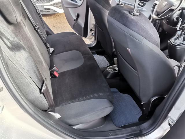 LANCIA Ypsilon 1.2 69 CV 5 porte Gold