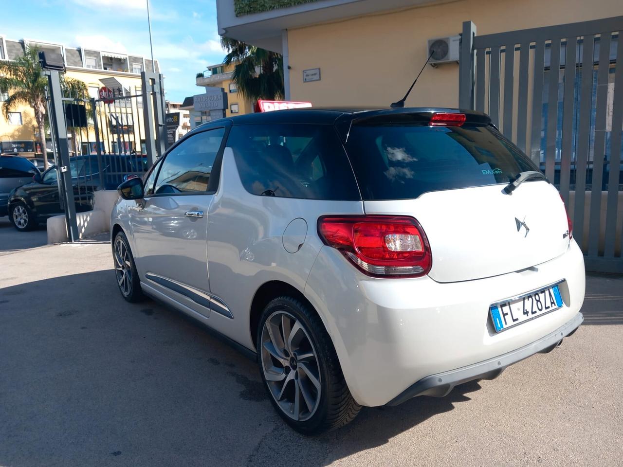 Ds3 Bicolor 1,6 Diesel 75CV. 2017 Euro 6