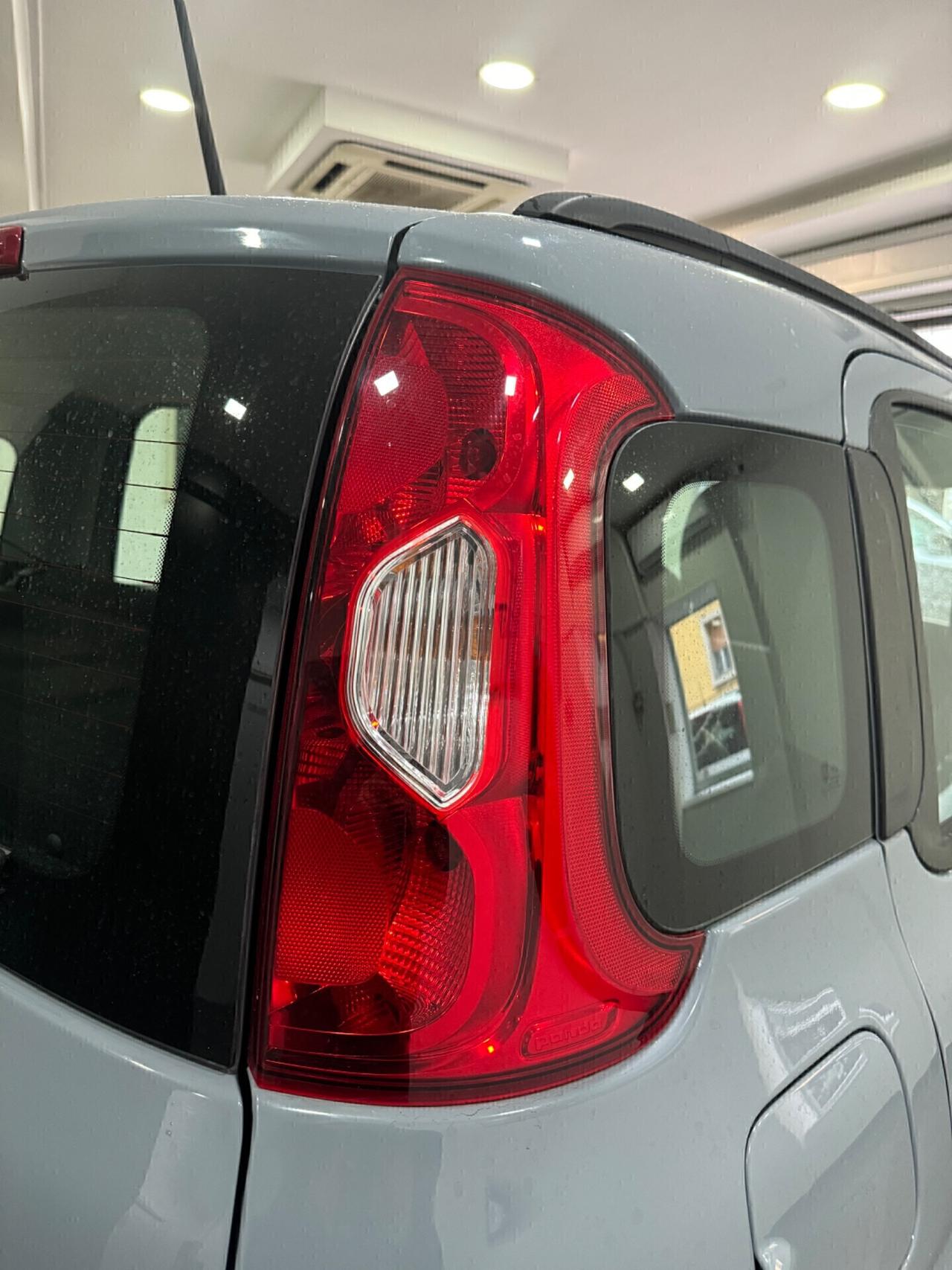 Fiat Panda 1.0 FIREFLY S&S HYBRID PER NEOPATENTATI