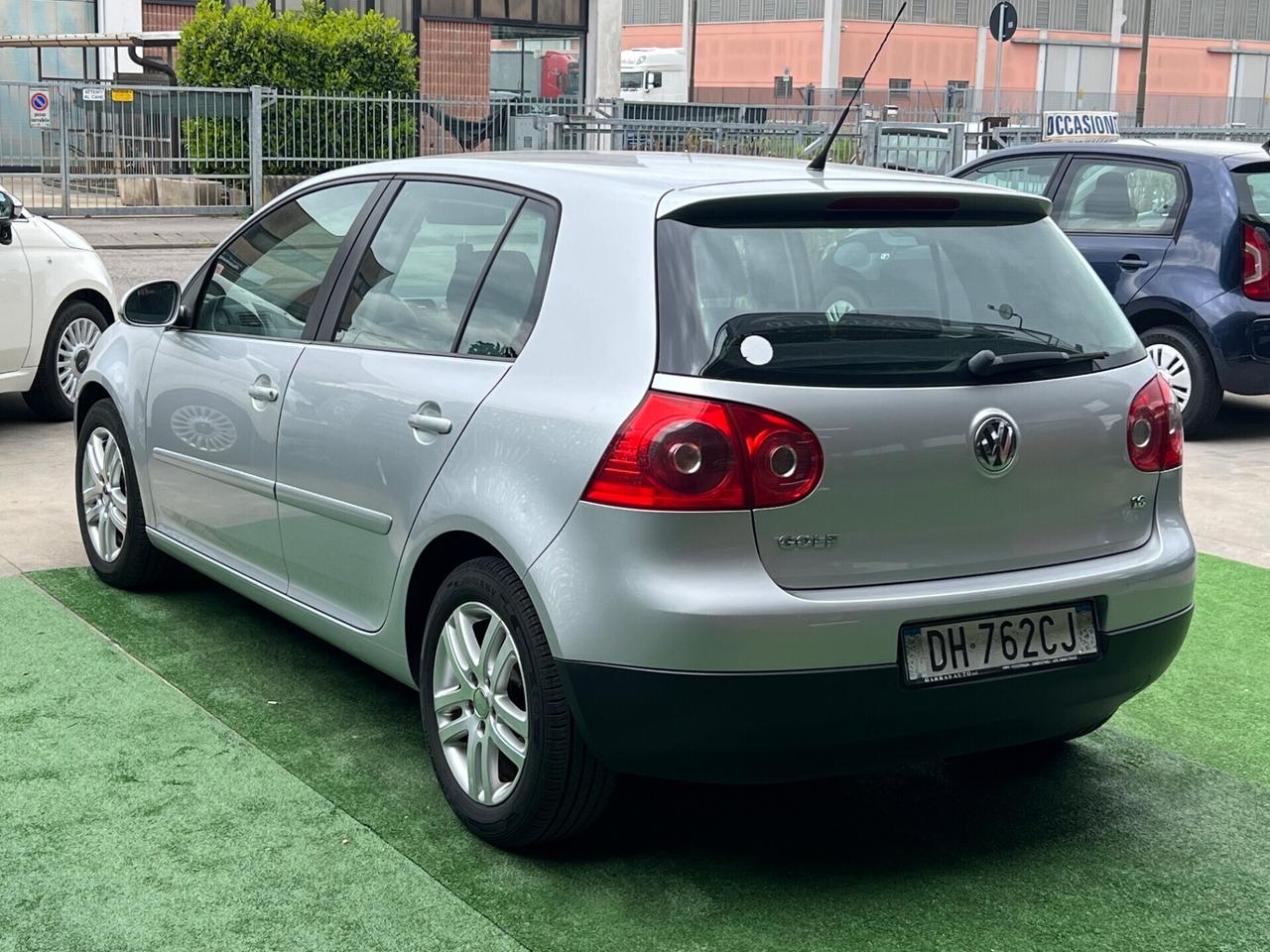 Volkswagen Golf 1.6 16V FSI 5p. Comfortline