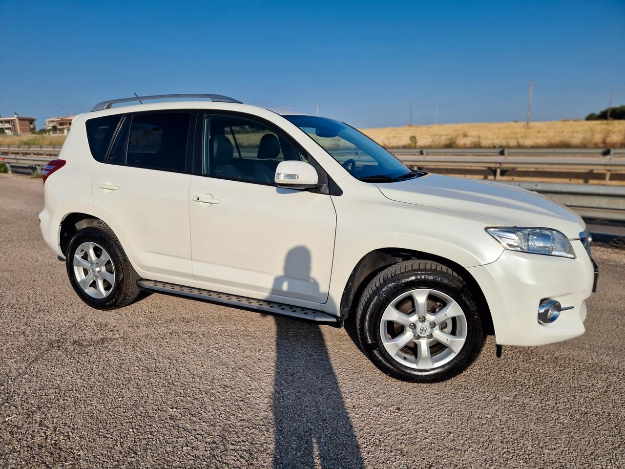 Toyota RAV 4 RAV4 Crossover 2.2 D-4D 150 CV Lounge