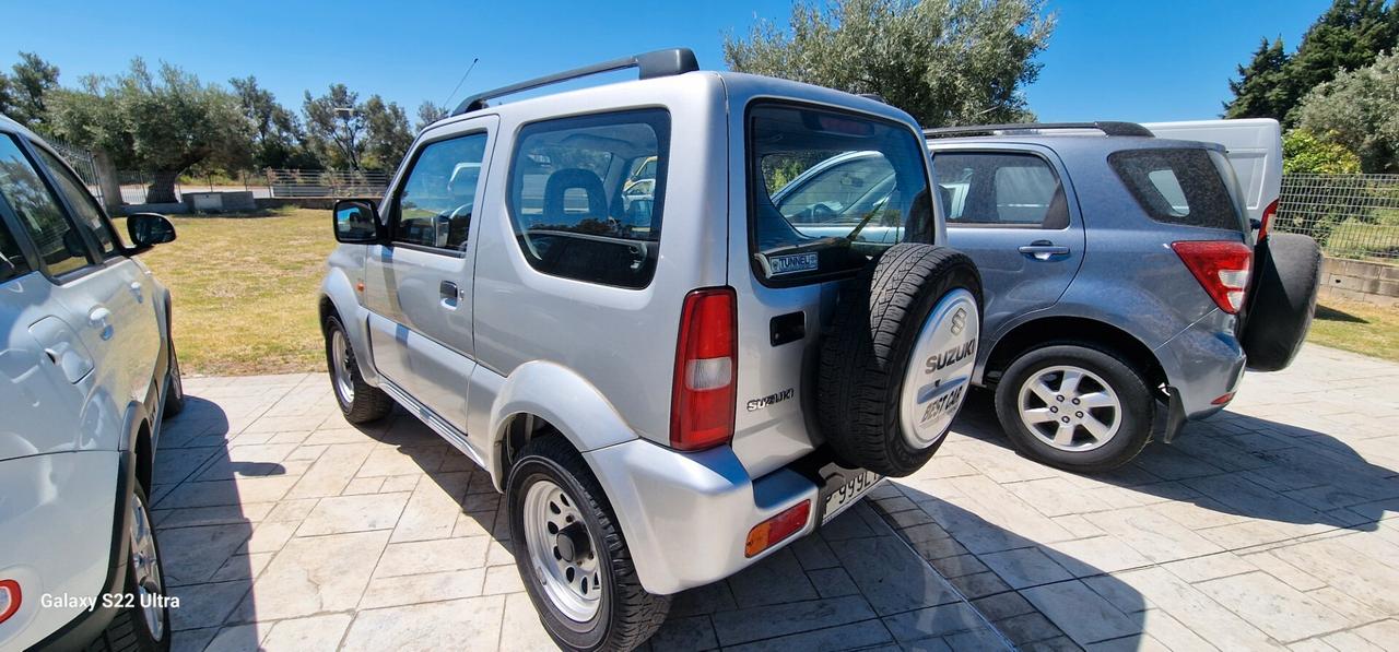 Suzuki Jimny 1.3i 16V cat 4WD JLX