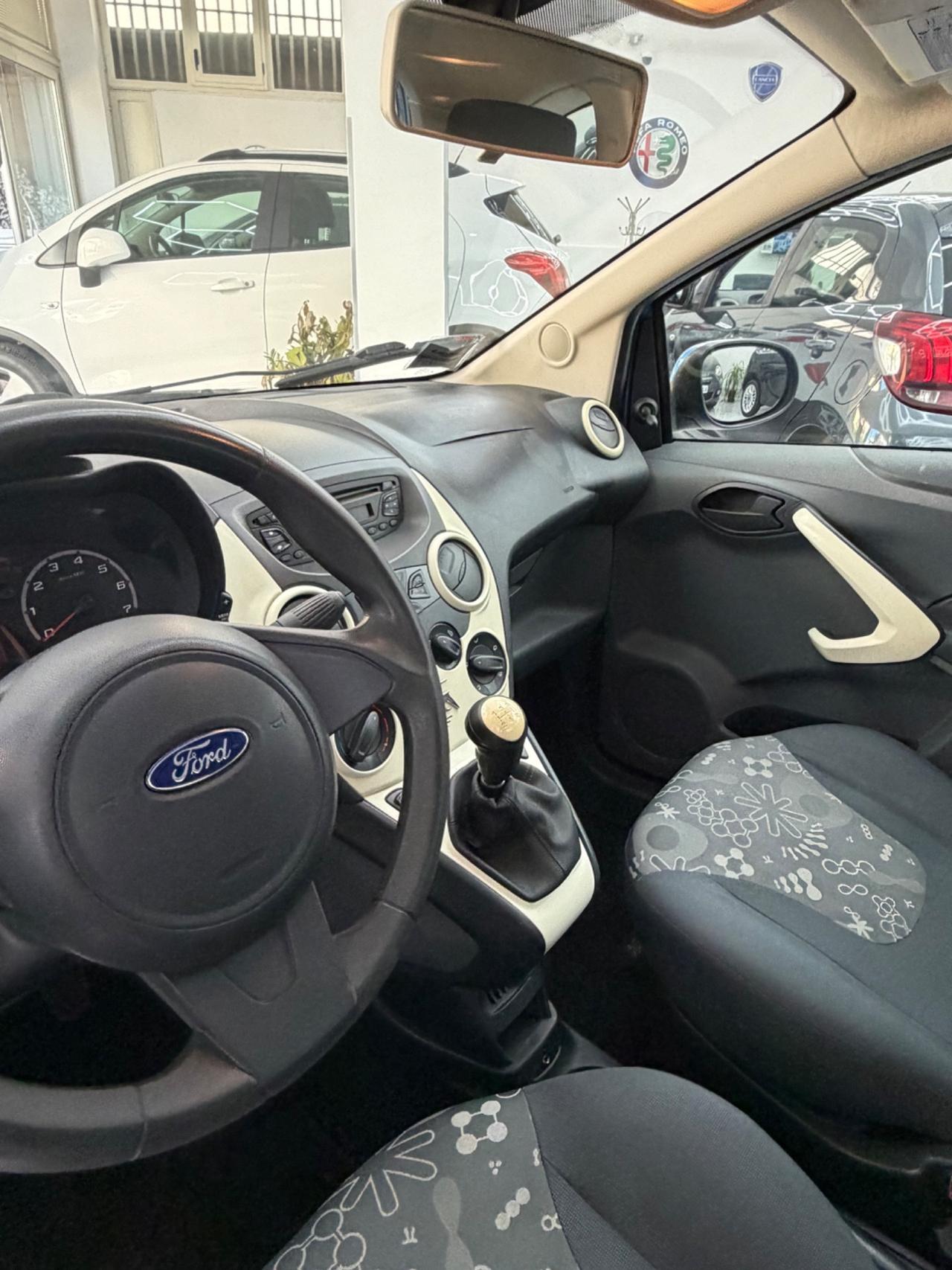 Ford Ka Ka+ 1.2 8V 69CV Titanium