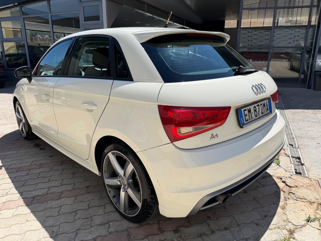 Audi A1 SPB 1.6 TDI S line edition LED 2013