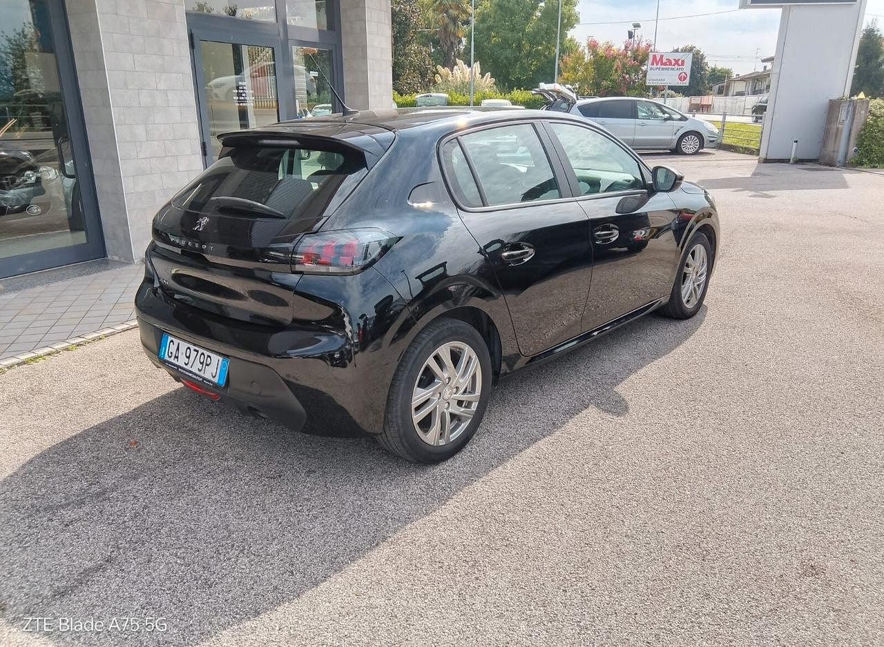 Peugeot 208 1.2 2020 neopatentati