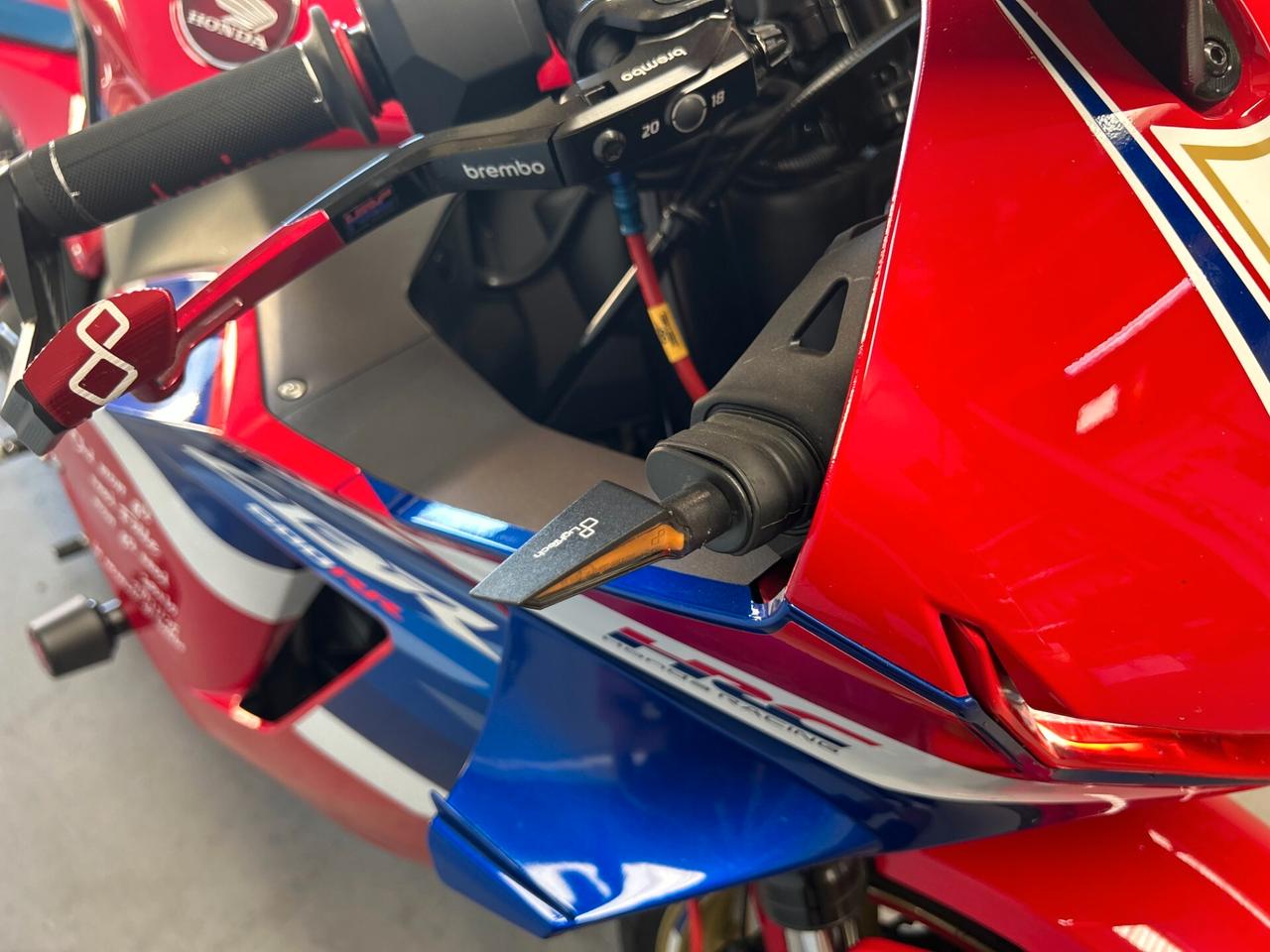 Honda CBR 600 RR racing