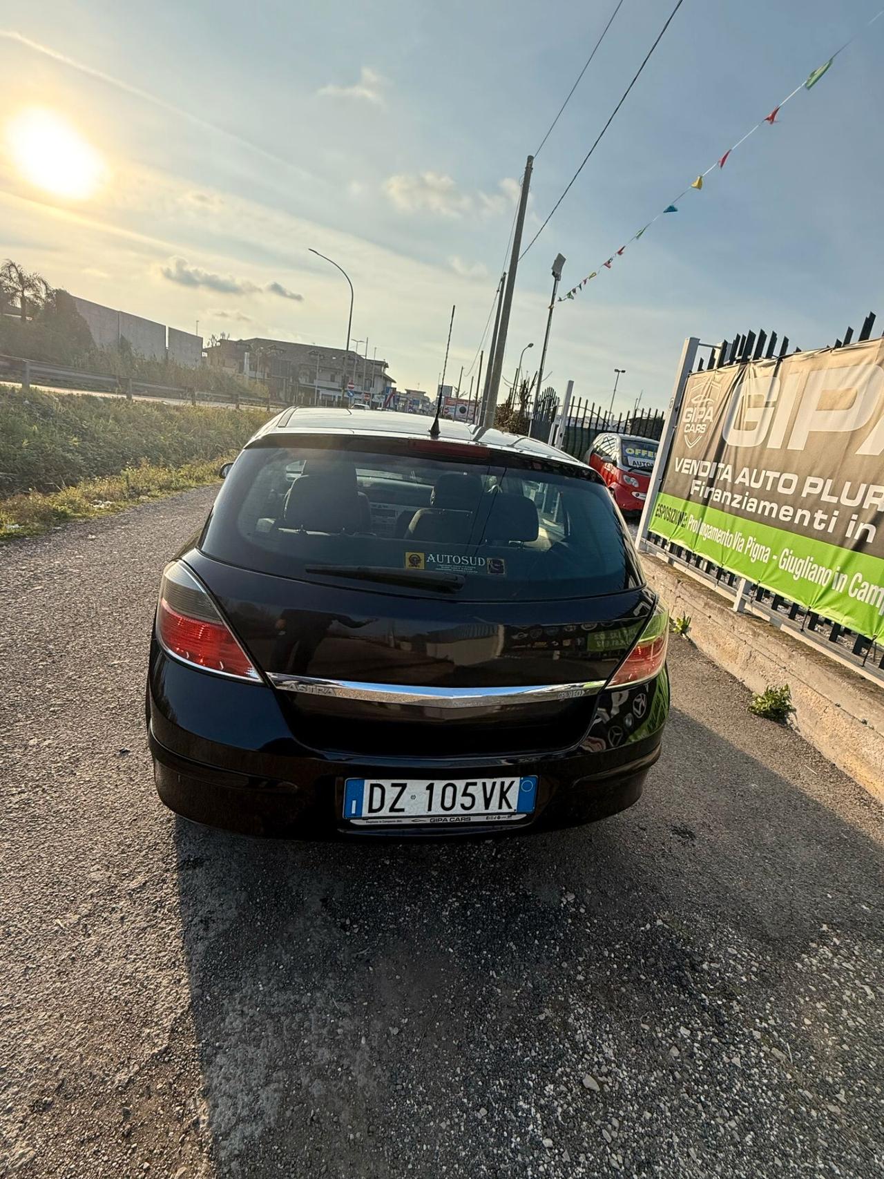 Opel Astra 1.4 16V GPL-TECH 5 porte Enjoy