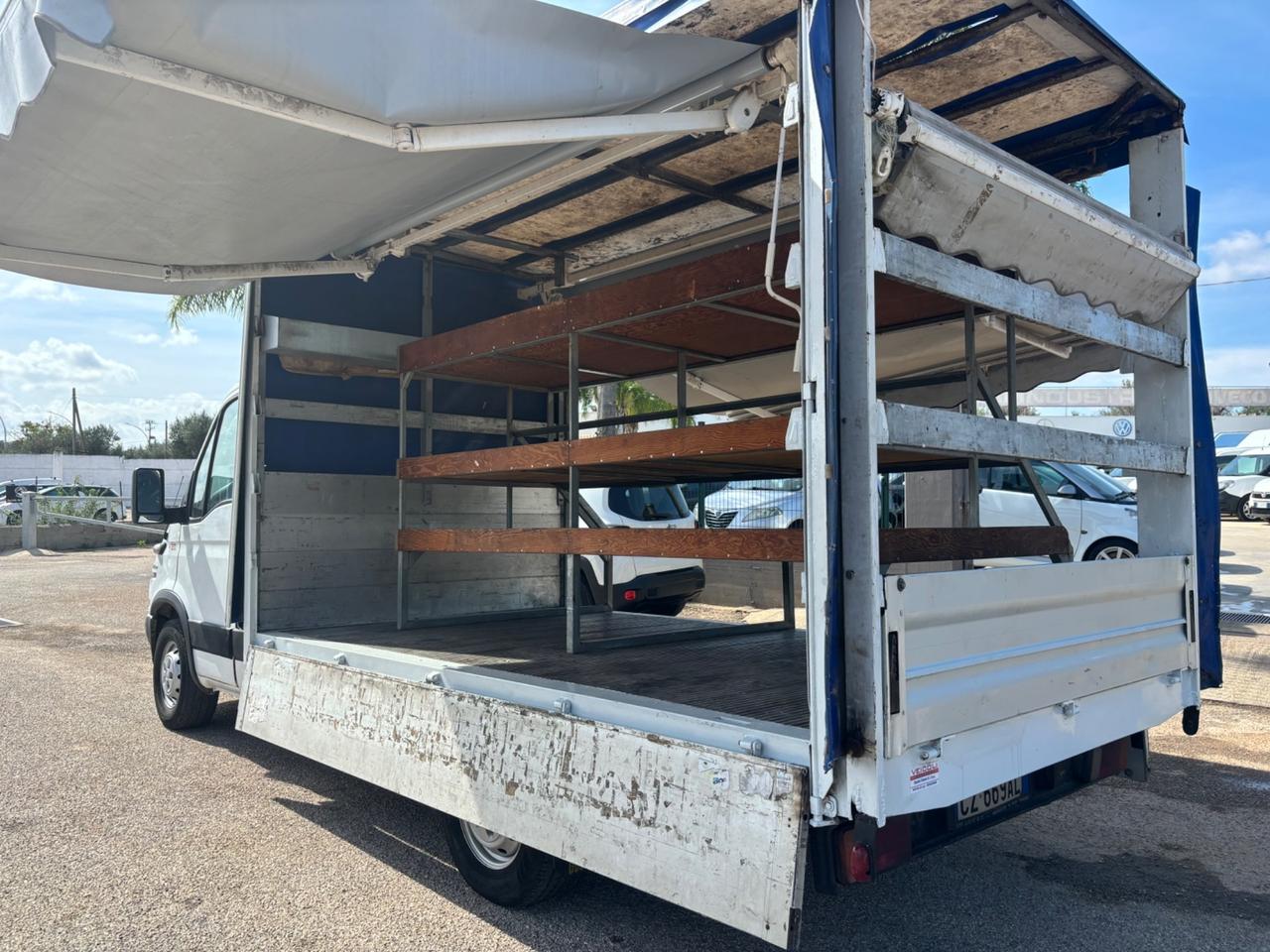 Iveco Daily 35S12 - 2006 - tende laterali e scaffalatura